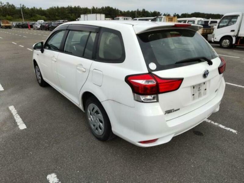 COROLLA FIELDER