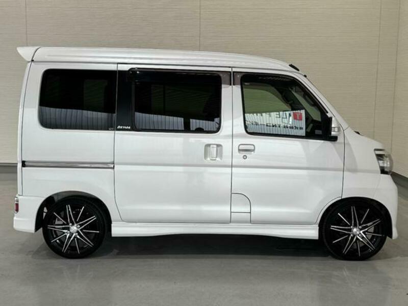 ATRAI WAGON