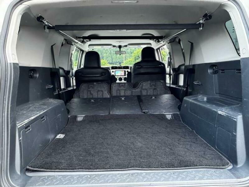 FJ CRUISER-19