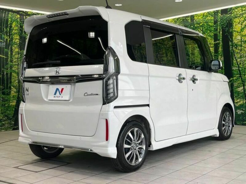N BOX CUSTOM