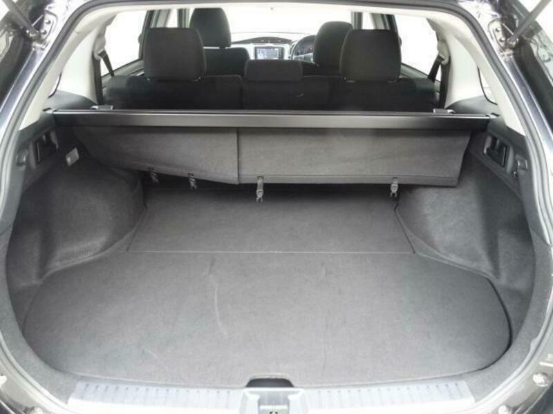 COROLLA FIELDER-12