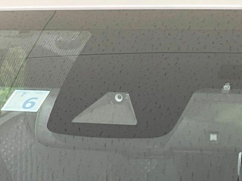 PRIUS-4