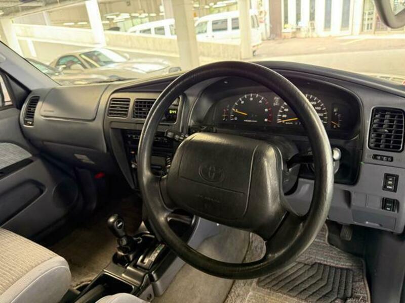 HILUX SURF