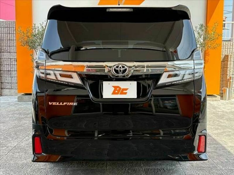VELLFIRE-13