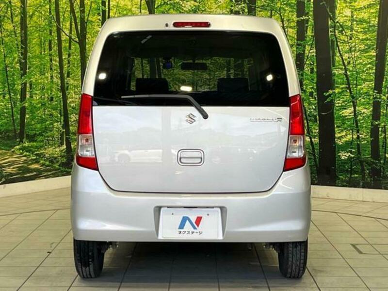 WAGON R-13