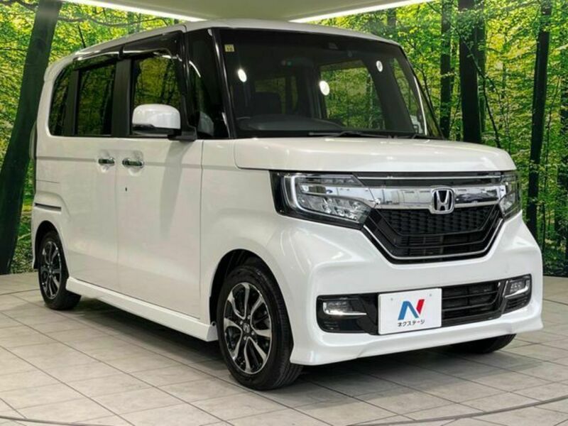 N BOX CUSTOM