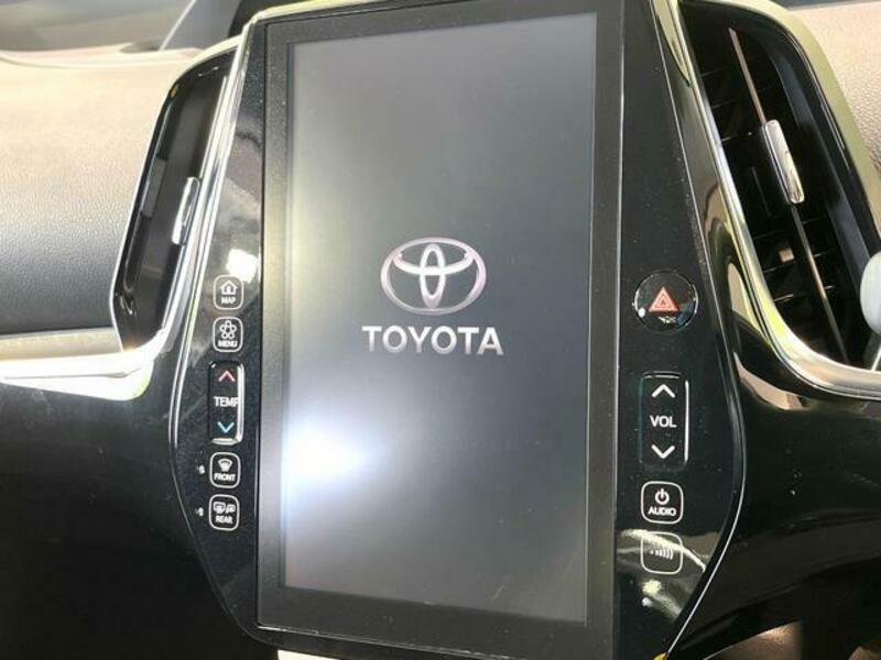 PRIUS PHV