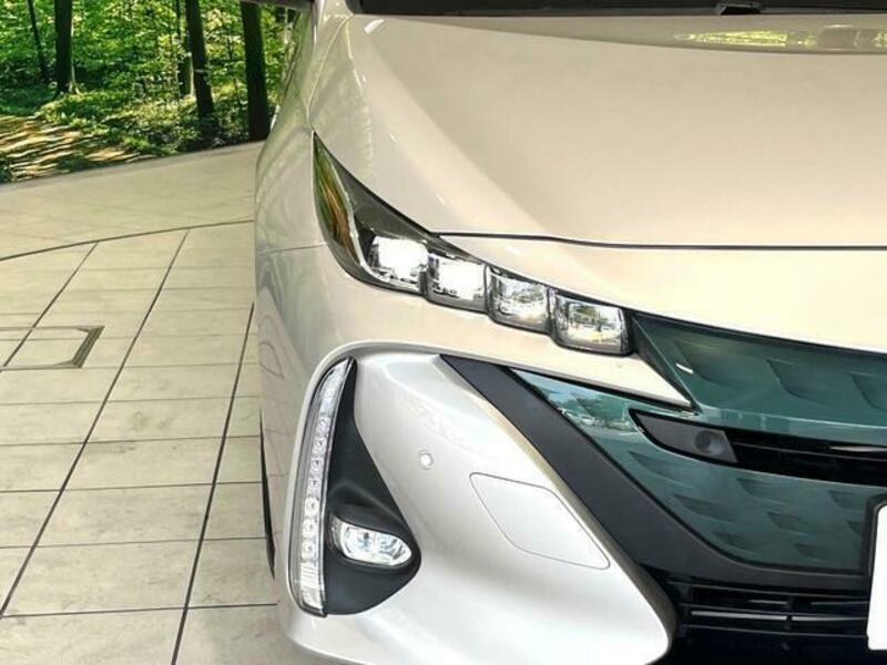 PRIUS PHV