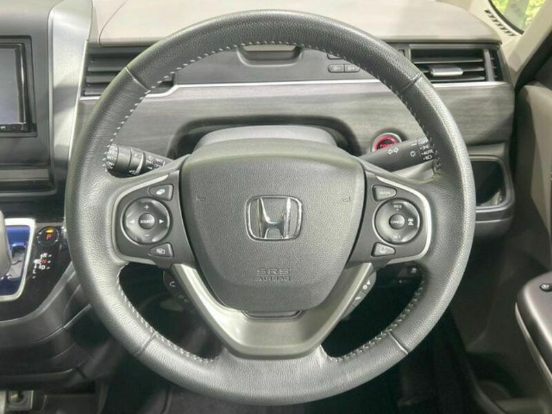 FREED HYBRID-11