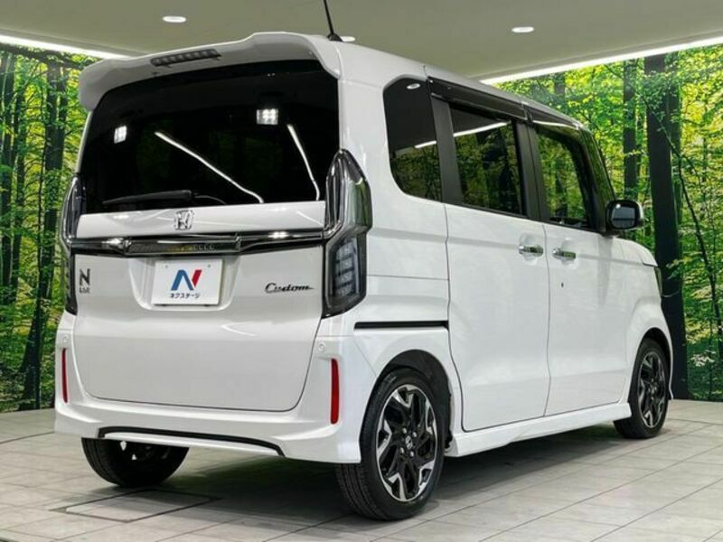 N BOX CUSTOM