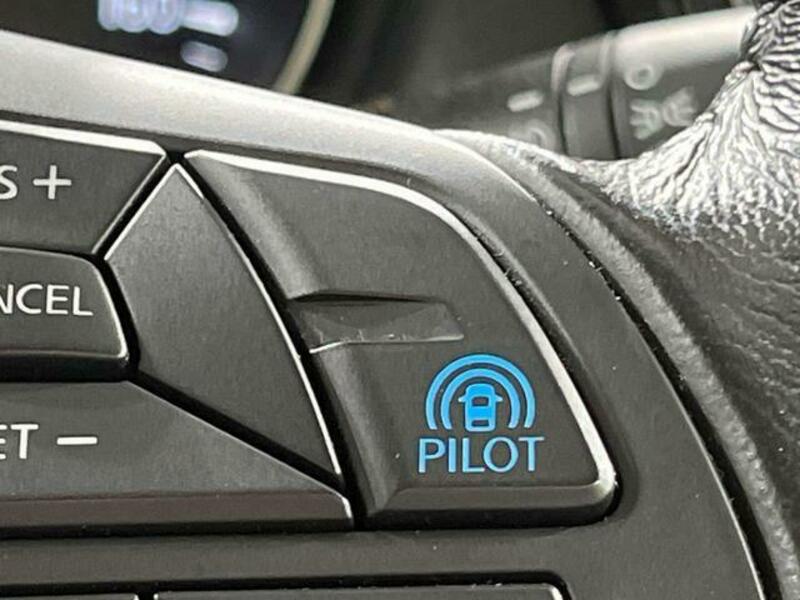 X-TRAIL-4