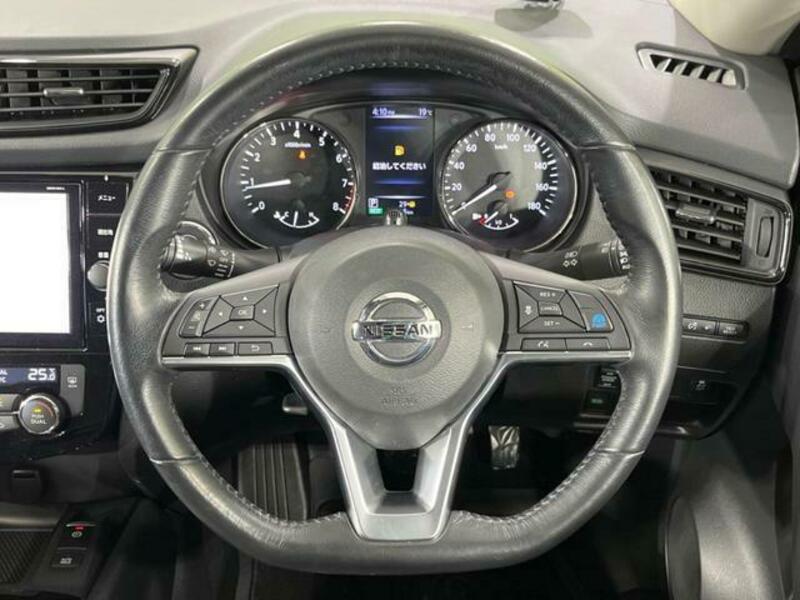 X-TRAIL-10
