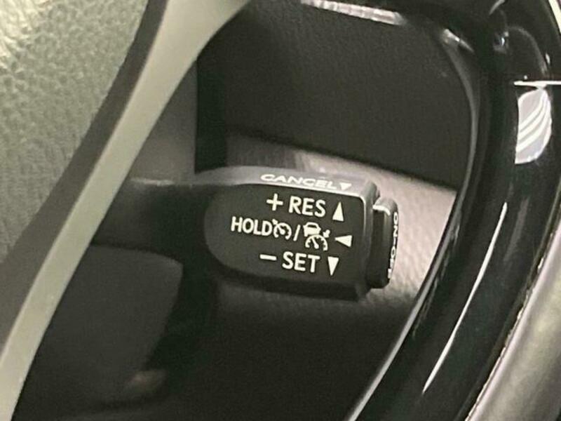 C-HR-4