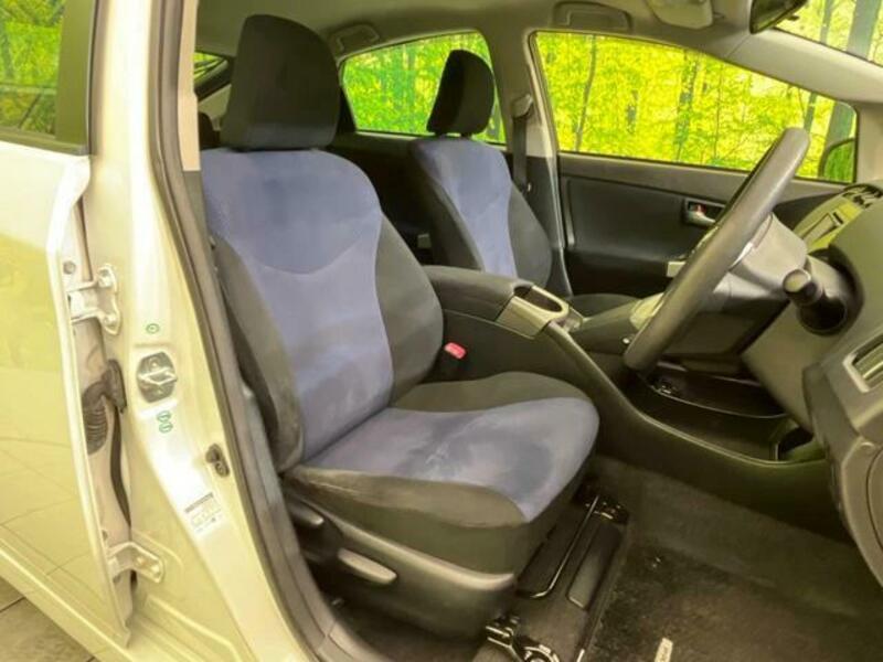 PRIUS-7