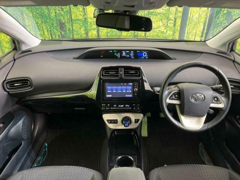 PRIUS-1