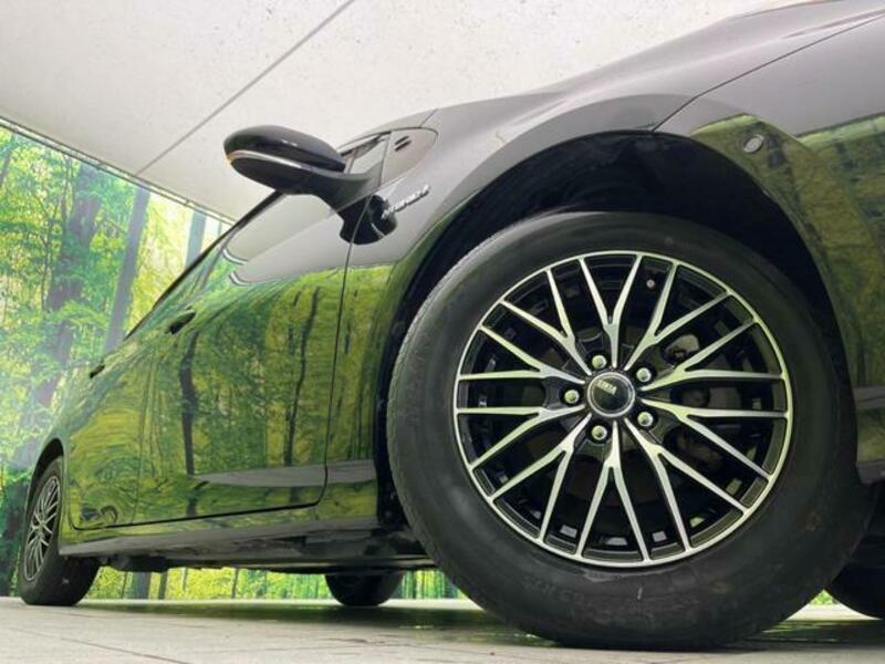 PRIUS-12