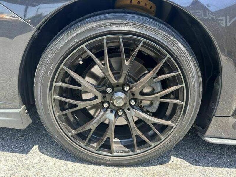 LEVORG-24