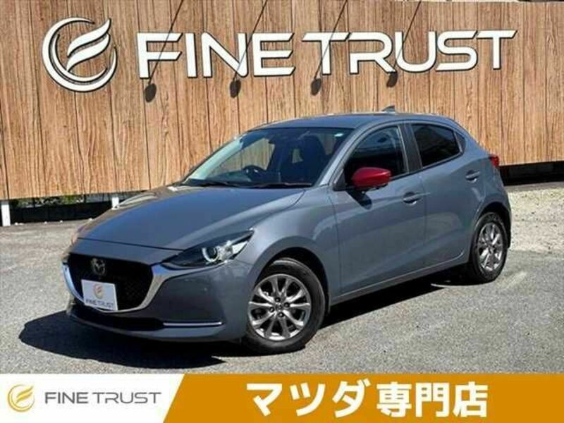 MAZDA2