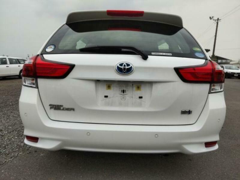 COROLLA FIELDER