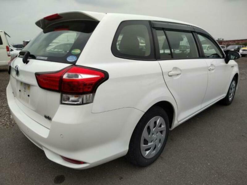 COROLLA FIELDER