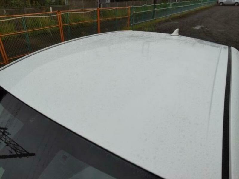 PRIUS-6