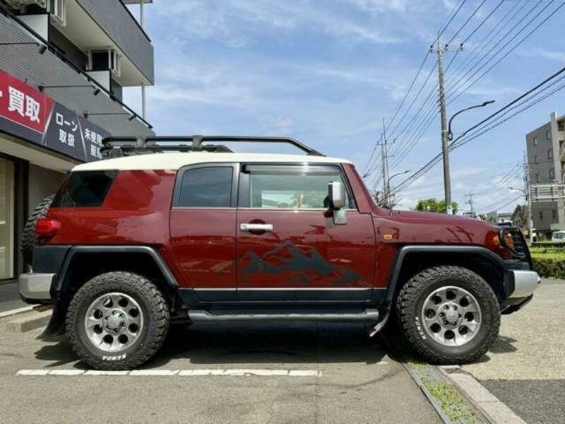 FJ CRUISER-12