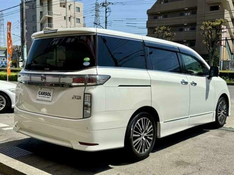 ELGRAND-11