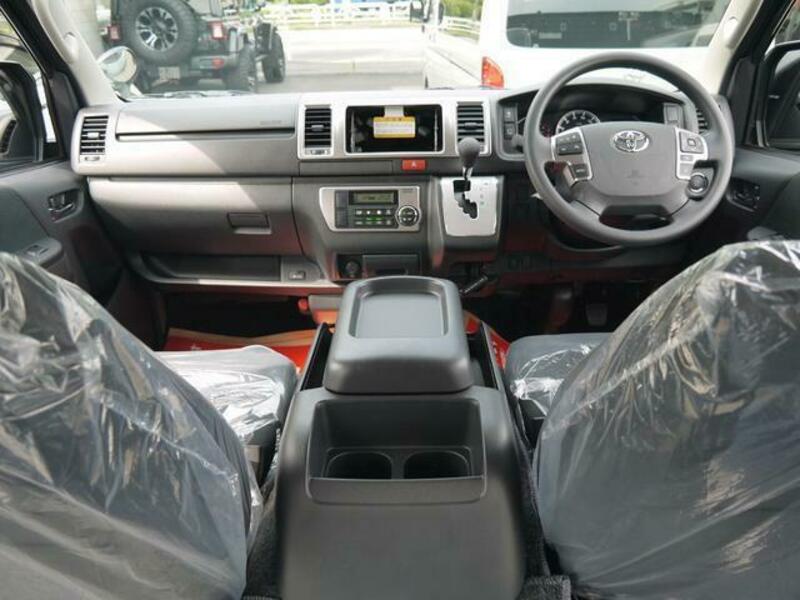 HIACE VAN-2