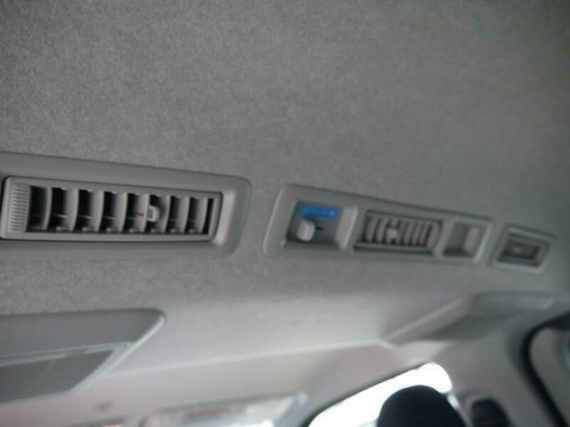HIACE VAN-9