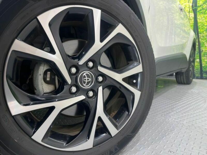 C-HR-13