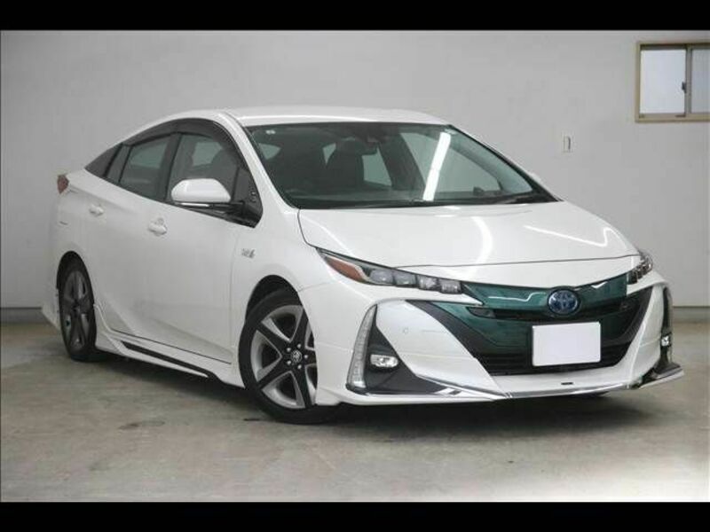 PRIUS PHV