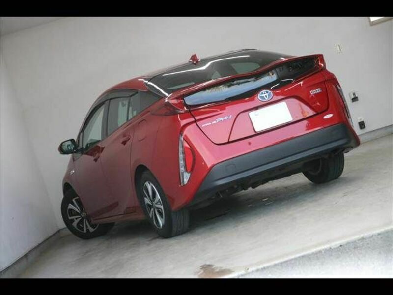PRIUS PHV