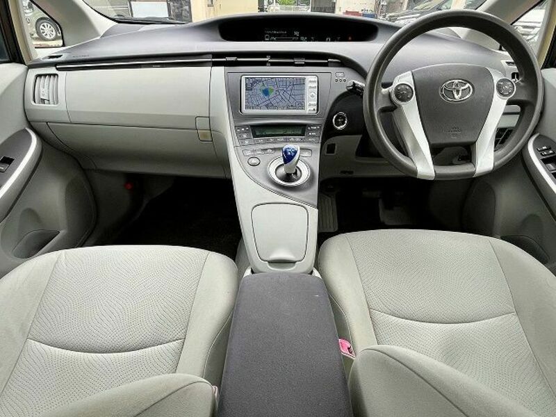 PRIUS-1