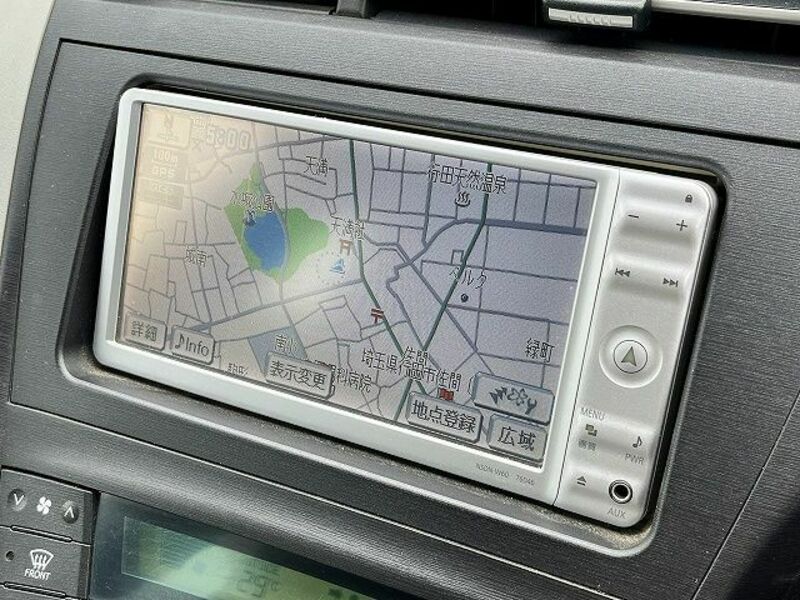 PRIUS-4