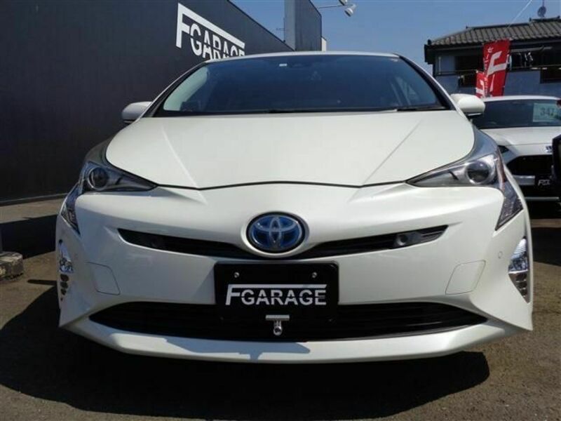 PRIUS-1