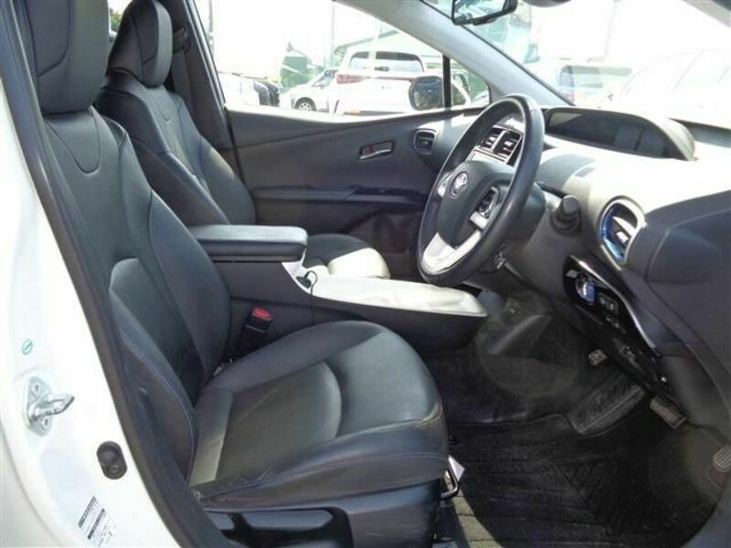 PRIUS-15