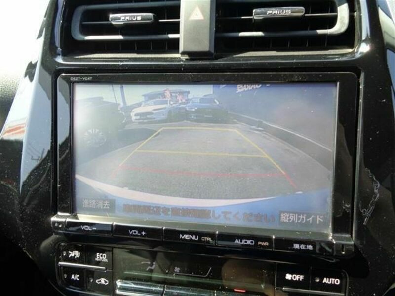 PRIUS-17