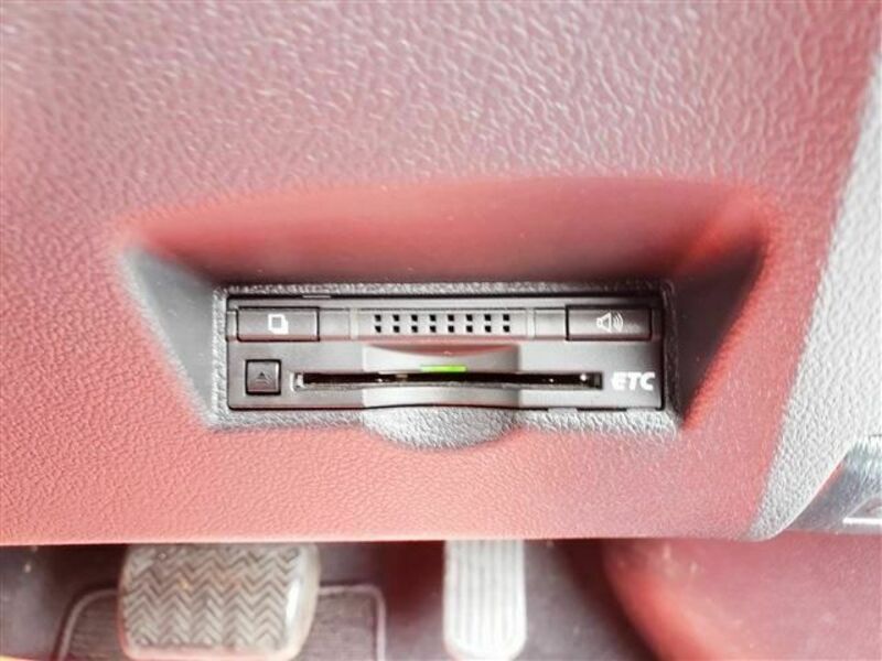 PRIUS-12