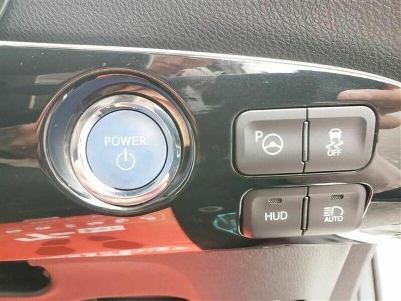 PRIUS-13