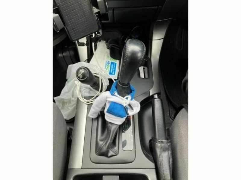 LAND CRUISER PRADO-19