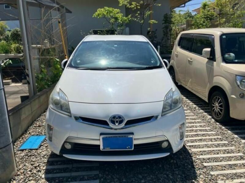 PRIUS PHV