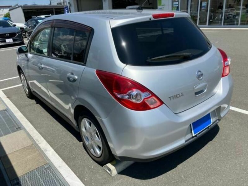 TIIDA