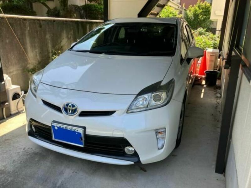 PRIUS-1