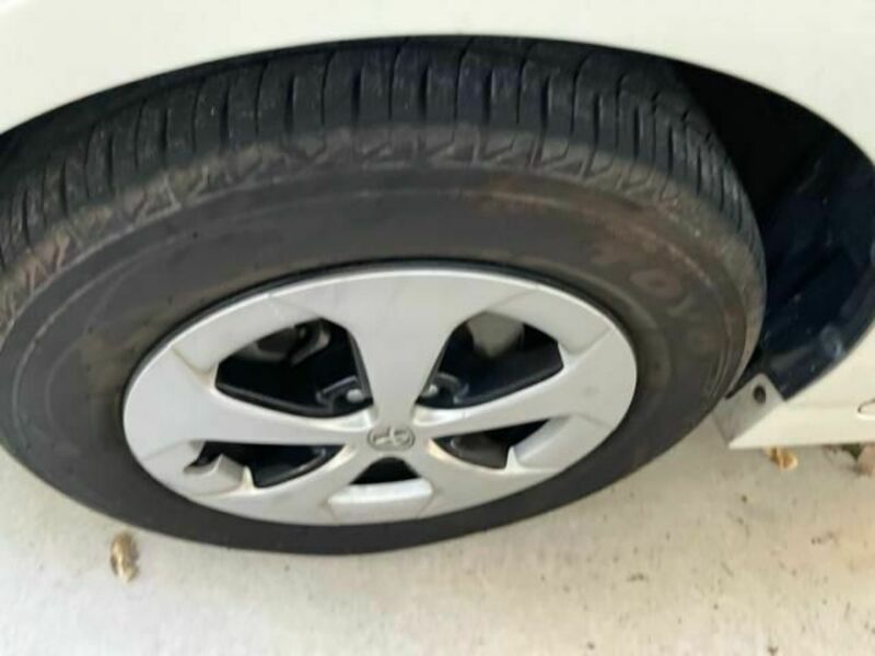 PRIUS-8