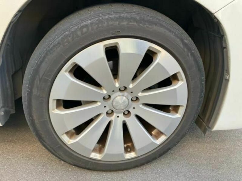 ALPHARD-7