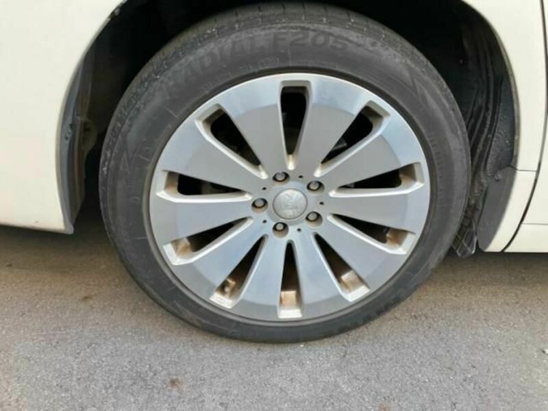 ALPHARD-8