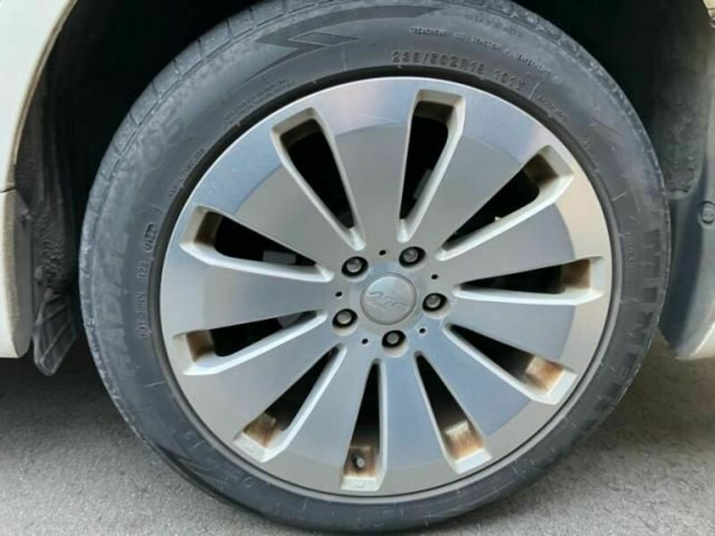 ALPHARD-9