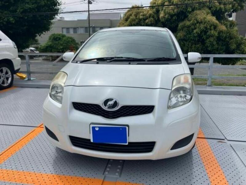 TOYOTA VITZ
