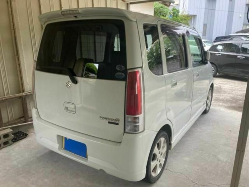 WAGON R-2