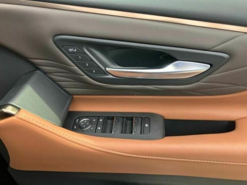 VELLFIRE-6